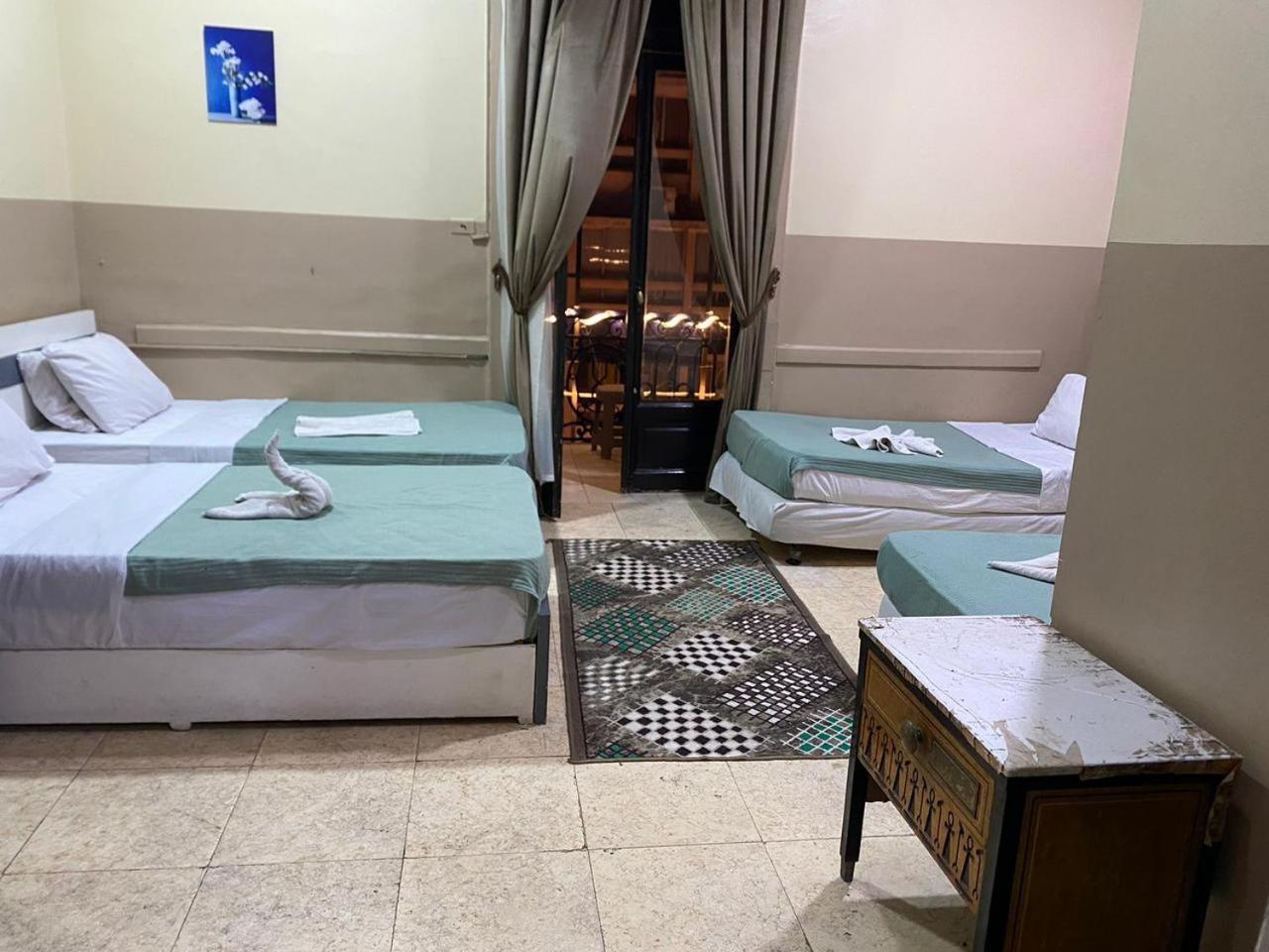 One Season Hostel Каир Экстерьер фото